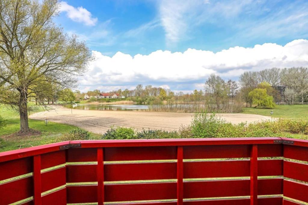 Gezellige Vakantiewoning Aan Het Water In Ewijk - Recreational Only No Workers ภายนอก รูปภาพ
